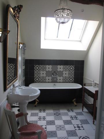 Castel De La Comtesse Bed and Breakfast Blois Exteriör bild