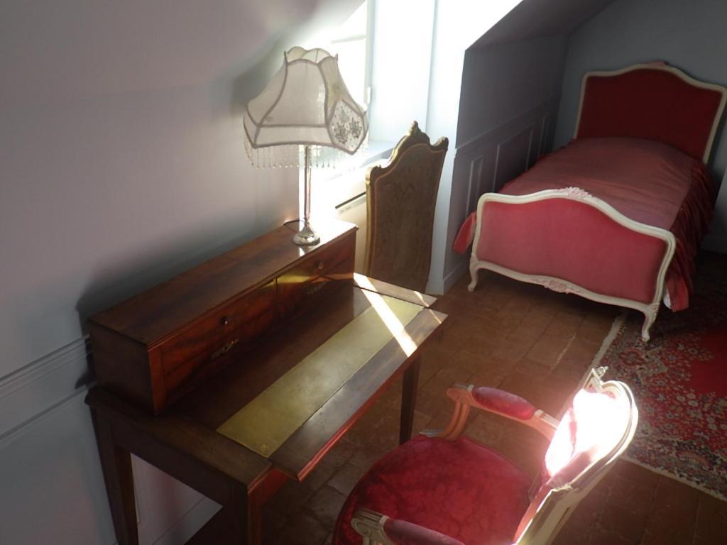 Castel De La Comtesse Bed and Breakfast Blois Exteriör bild