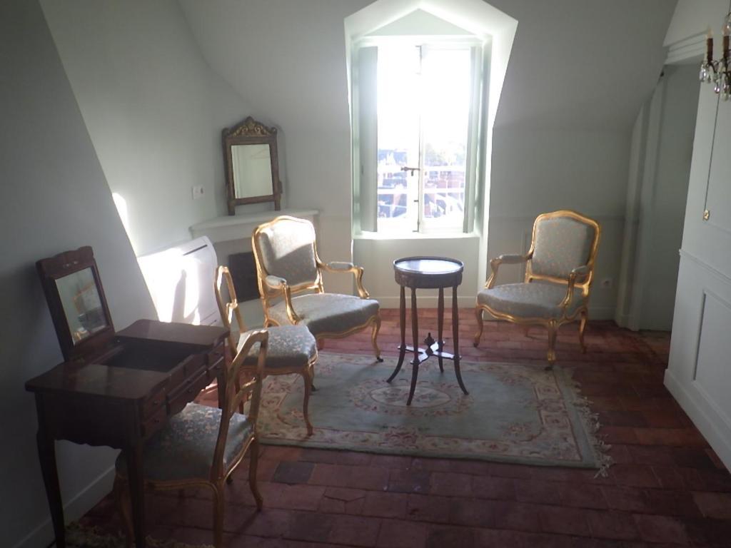 Castel De La Comtesse Bed and Breakfast Blois Exteriör bild